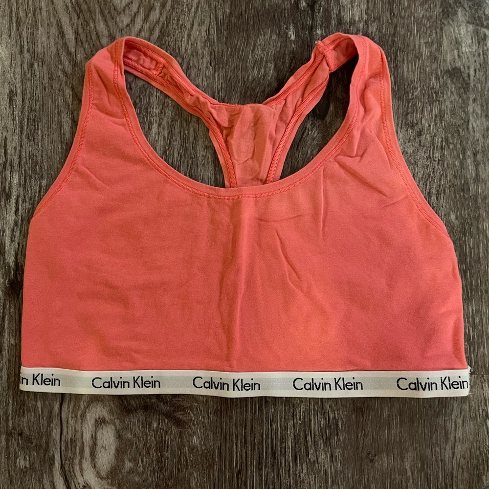 ✨Pink Calvin Klein Sports Bra✨